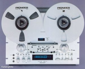 Pioneer 909s